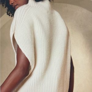 NWT Banana Republic Canyon Merino Cashmere Oversize Sweater Vest Poncho Size M/L